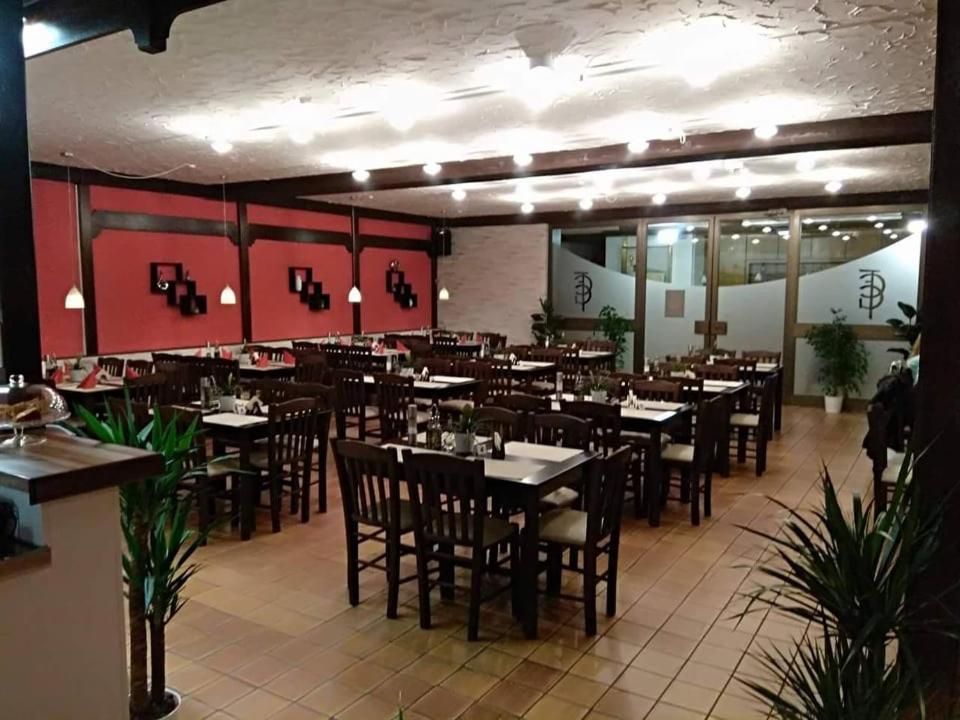 Ostello Restaurant El Greco Gundelfingen an der Donau Esterno foto
